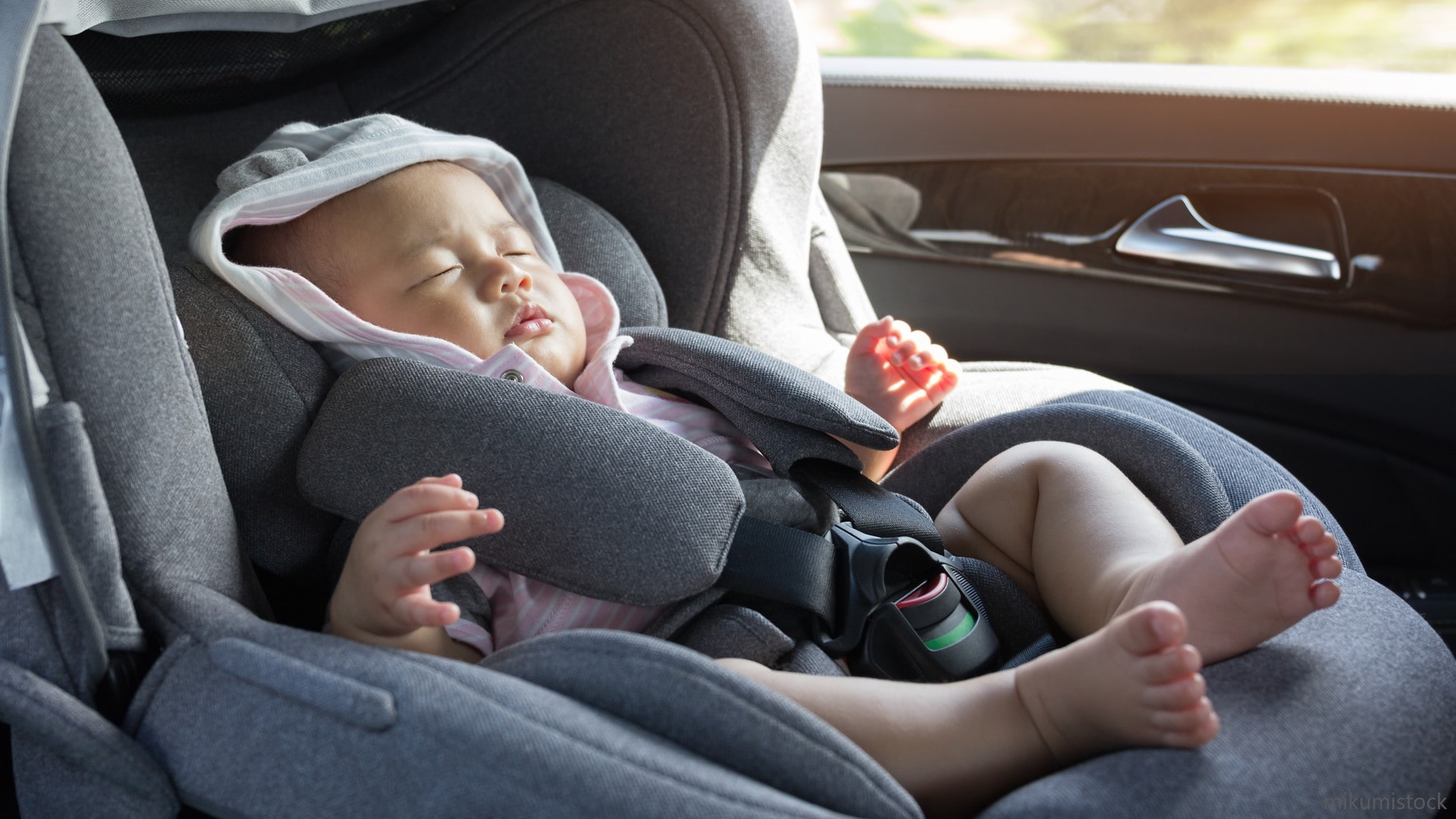 Babyschale im Auto, Auto Ausstattung