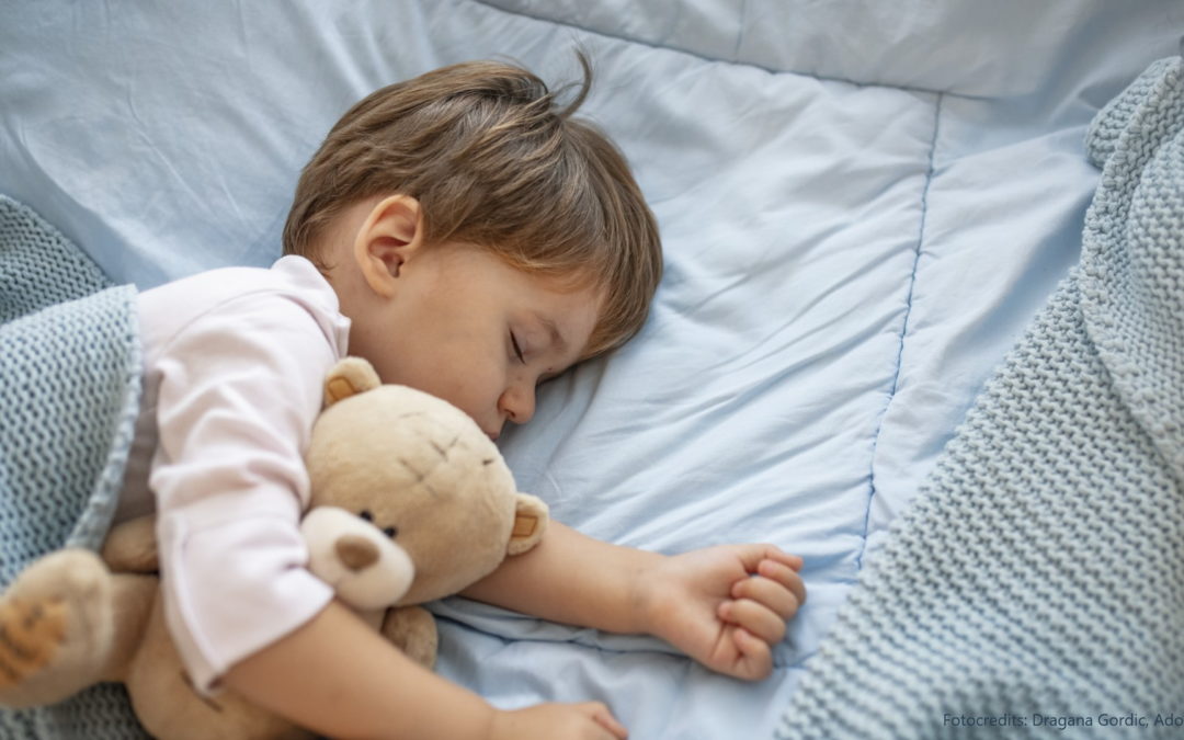 Ab wann sollten Kinder im eigenen Bett schlafen?